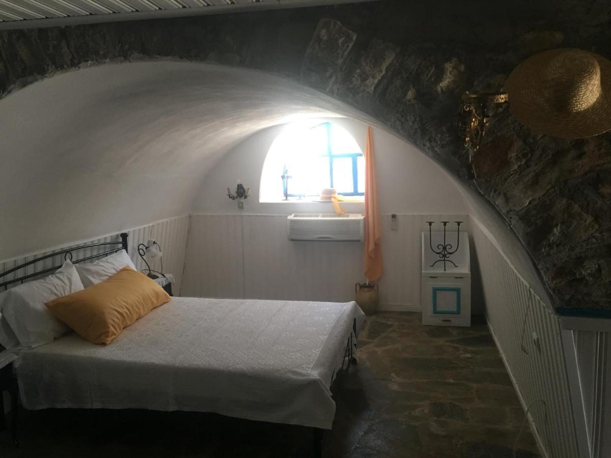 Lagadi 1860 Vendégház Trakhila Kültér fotó